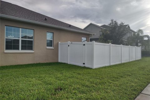 House in Clermont, Florida 4 bedrooms, 246.19 sq.m. № 1344474 - photo 6