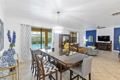 Villa ou maison à vendre à Davenport, Floride: 5 chambres, 264.03 m2 № 1359296 - photo 4