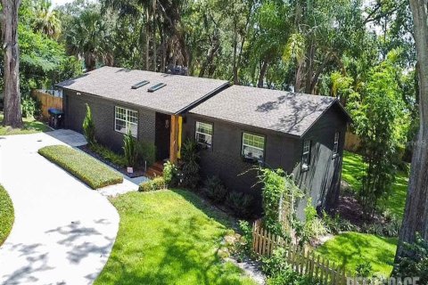 Casa en venta en Orlando, Florida, 3 dormitorios, 160.63 m2 № 1300099 - foto 3