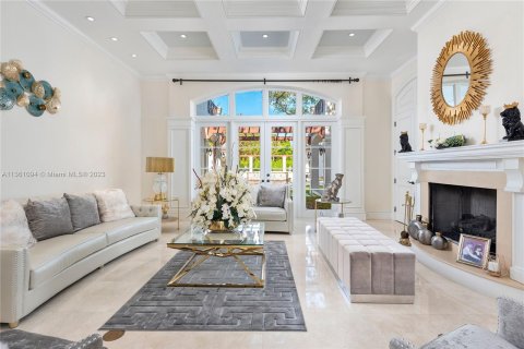 Casa en venta en Coral Gables, Florida, 8 dormitorios, 1085.47 m2 № 384966 - foto 11