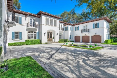 Villa ou maison à vendre à Coral Gables, Floride: 8 chambres, 1085.47 m2 № 384966 - photo 4