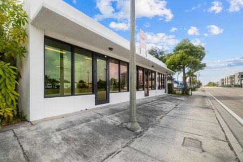 Commercial property in Lake Worth, Florida № 1189892 - photo 18