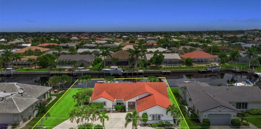 Villa ou maison à Punta Gorda, Floride 3 chambres, 184.23 m2 № 1339543