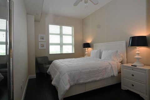 Copropriété à louer à West Palm Beach, Floride: 2 chambres, 112.6 m2 № 788165 - photo 11