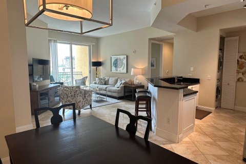 Copropriété à louer à West Palm Beach, Floride: 2 chambres, 112.6 m2 № 788165 - photo 9