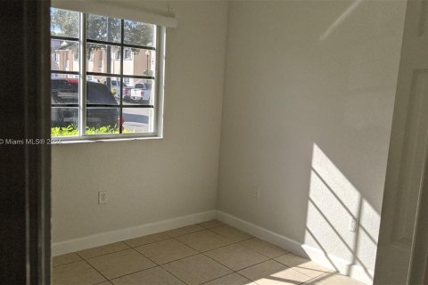 Condo in Homestead, Florida, 3 bedrooms  № 1421585 - photo 13