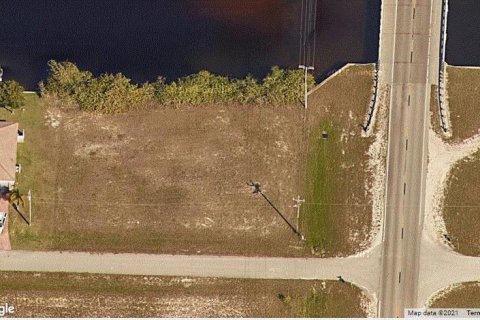 Terrain à vendre à Cape Coral, Floride № 1080386 - photo 7