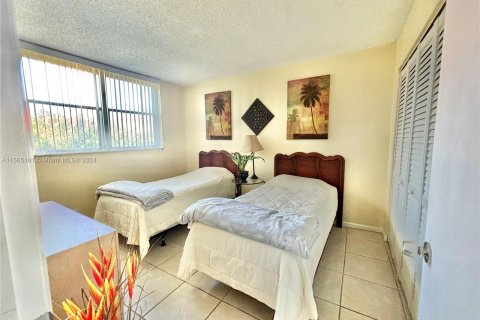 Condominio en venta en Dania Beach, Florida, 2 dormitorios, 99.41 m2 № 1117408 - foto 14