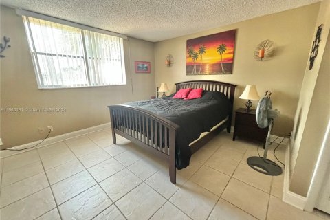 Condominio en venta en Dania Beach, Florida, 2 dormitorios, 99.41 m2 № 1117408 - foto 21
