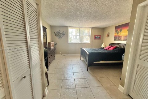 Condominio en venta en Dania Beach, Florida, 2 dormitorios, 99.41 m2 № 1117408 - foto 25