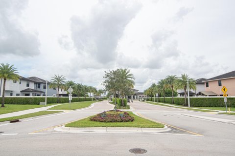 Купить виллу или дом в Майами-Лейкс, Флорида 5 спален, 291.25м2, № 786642 - фото 30