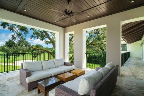 Casa en venta en Coral Gables, Florida, 6 dormitorios, 563.17 m2 № 707707 - foto 16