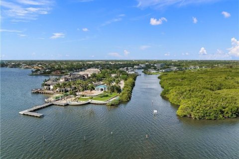 Copropriété à vendre à Vero Beach, Floride: 2 chambres, 92.9 m2 № 1172914 - photo 1