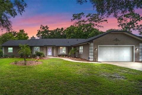 Villa ou maison à vendre à Longwood, Floride: 4 chambres, 205.96 m2 № 1342528 - photo 1