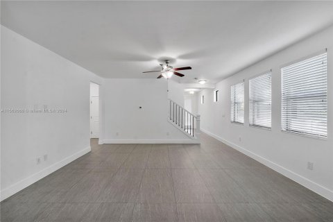 Casa en venta en Dania Beach, Florida, 3 dormitorios, 182.65 m2 № 1098083 - foto 13