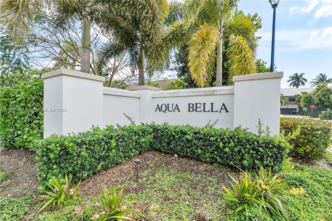 Casa en venta en Dania Beach, Florida, 3 dormitorios, 182.65 m2 № 1098083 - foto 2