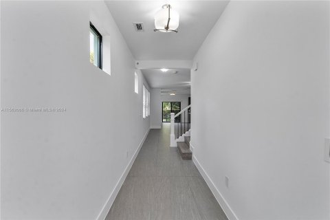 Villa ou maison à vendre à Dania Beach, Floride: 3 chambres, 182.65 m2 № 1098083 - photo 6