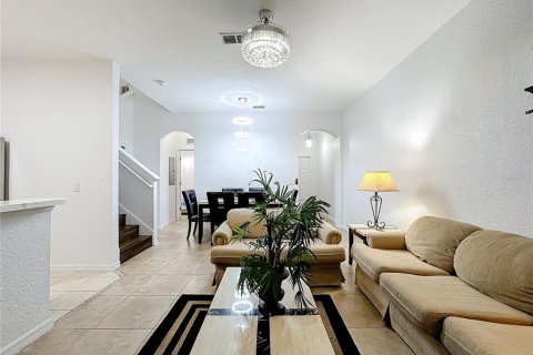 Adosado en venta en Davenport, Florida, 3 dormitorios, 138.61 m2 № 1388864 - foto 2