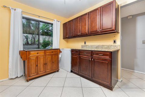 Touwnhouse à vendre à Altamonte Springs, Floride: 4 chambres, 210.14 m2 № 1388897 - photo 3