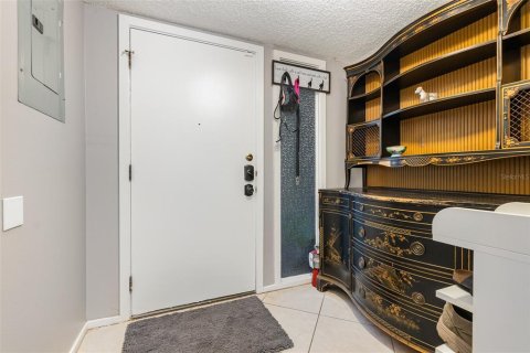 Touwnhouse à vendre à Altamonte Springs, Floride: 4 chambres, 210.14 m2 № 1388897 - photo 4