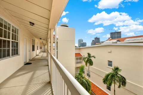 Condominio en venta en Saint Petersburg, Florida, 1 dormitorio, 67.82 m2 № 1405460 - foto 7