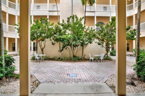 Condominio en venta en Saint Petersburg, Florida, 1 dormitorio, 67.82 m2 № 1405460 - foto 26