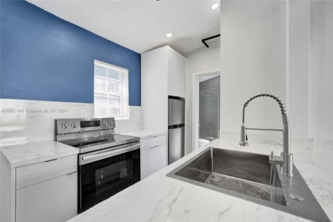 Casa en alquiler en North Miami, Florida, 1 dormitorio, 222.22 m2 № 1345447 - foto 17