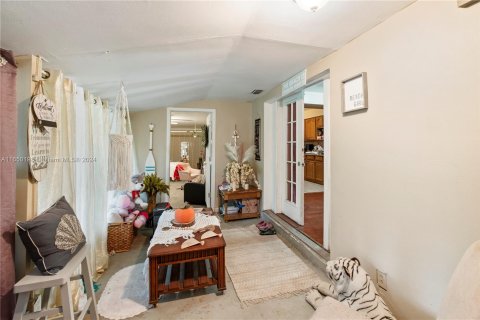 Casa en venta en Deltona, Florida, 3 dormitorios № 1332289 - foto 12