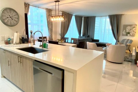 Condominio en venta en Miami, Florida, 2 dormitorios, 111.48 m2 № 1104173 - foto 5