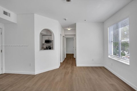 Condo in Miami Beach, Florida, 1 bedroom  № 1188405 - photo 1