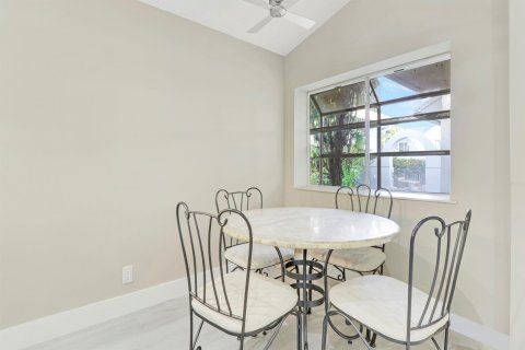 Casa en venta en West Palm Beach, Florida, 3 dormitorios, 192.21 m2 № 907798 - foto 12