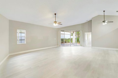 Casa en venta en West Palm Beach, Florida, 3 dormitorios, 192.21 m2 № 907798 - foto 22