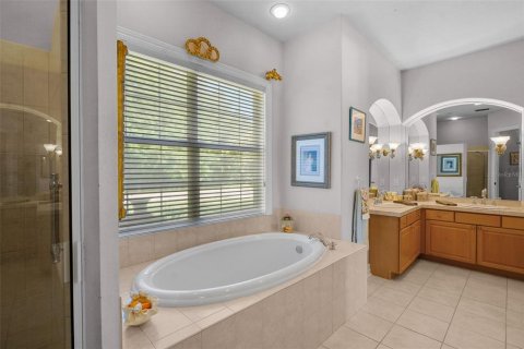 Casa en venta en Lutz, Florida, 4 dormitorios, 256.13 m2 № 1144453 - foto 13