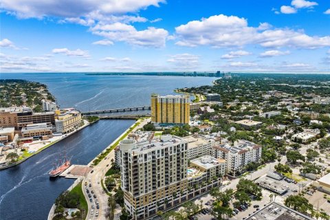 Condominio en venta en Tampa, Florida, 3 dormitorios, 147.06 m2 № 1398646 - foto 29