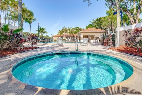 Copropriété à vendre à West Palm Beach, Floride: 2 chambres, 65.77 m2 № 1404400 - photo 20