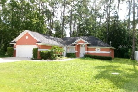 House in Palm Coast, Florida 3 bedrooms, 133.69 sq.m. № 1355767 - photo 1