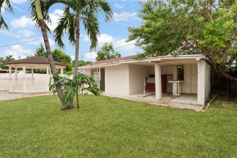 Villa ou maison à vendre à Hialeah, Floride: 3 chambres, 136.94 m2 № 1398388 - photo 29