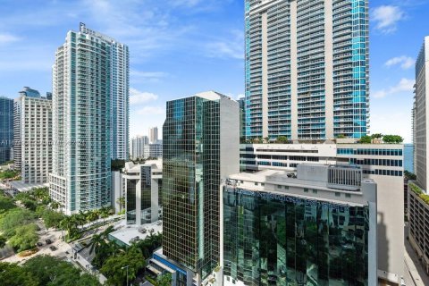 Condo in Miami, Florida, 1 bedroom  № 1398340 - photo 15