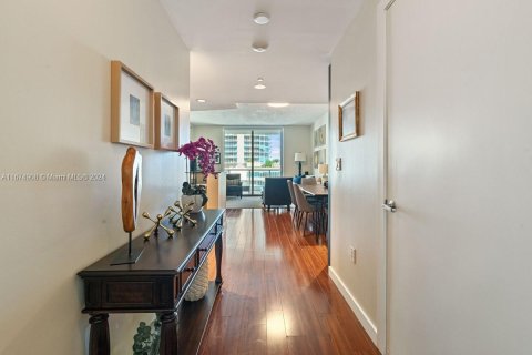 Copropriété à vendre à Miami, Floride: 1 chambre, 89.46 m2 № 1398340 - photo 2