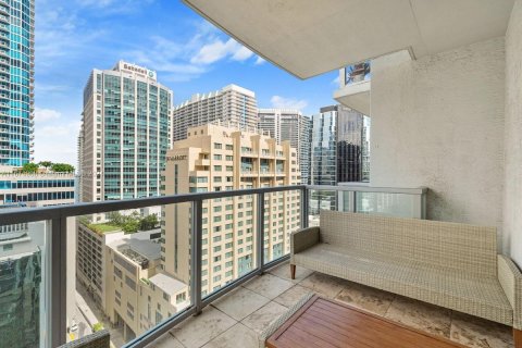 Condo in Miami, Florida, 1 bedroom  № 1398340 - photo 14