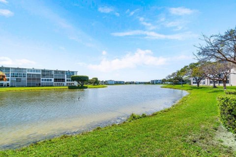 Condo in Boca Raton, Florida, 2 bedrooms  № 1079733 - photo 2