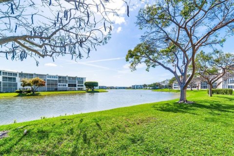 Condominio en venta en Boca Raton, Florida, 2 dormitorios, 83.24 m2 № 1079733 - foto 4