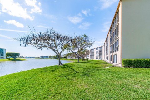 Condominio en venta en Boca Raton, Florida, 2 dormitorios, 83.24 m2 № 1079733 - foto 1