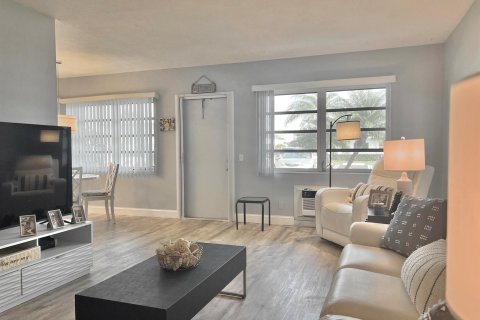 Copropriété à vendre à Boynton Beach, Floride: 2 chambres, 74.14 m2 № 959621 - photo 18