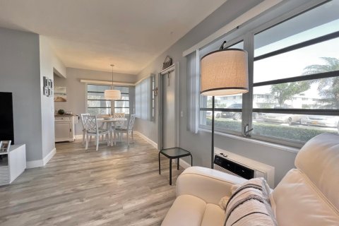 Condominio en venta en Boynton Beach, Florida, 2 dormitorios, 74.14 m2 № 959621 - foto 19