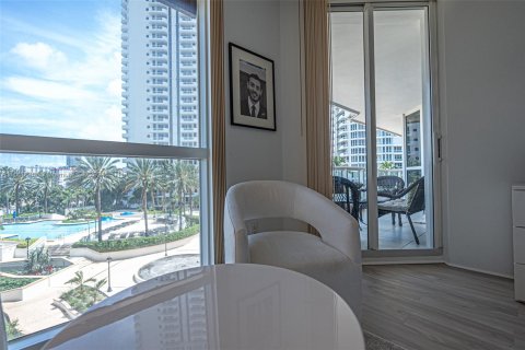 Condo in Aventura, Florida, 2 bedrooms  № 1081240 - photo 22