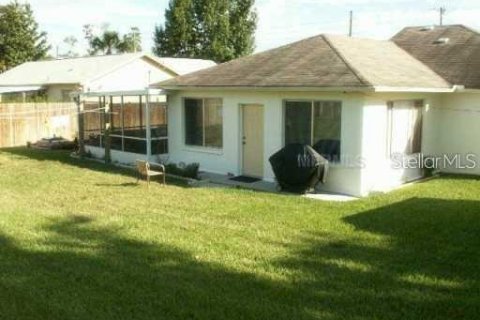 House in Deltona, Florida 2 bedrooms, 135.36 sq.m. № 1303059 - photo 8