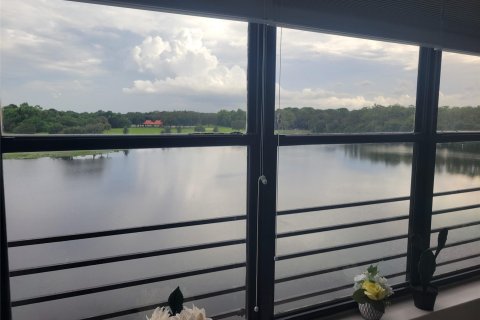 Condominio en venta en Coconut Creek, Florida, 2 dormitorios, 120.77 m2 № 1182839 - foto 5