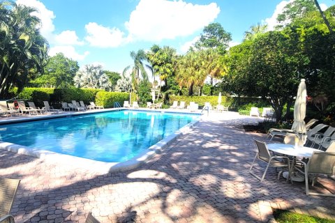 Copropriété à vendre à Pompano Beach, Floride: 3 chambres, 129.13 m2 № 819220 - photo 8