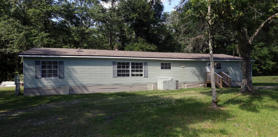 House in Jacksonville, Florida 3 bedrooms, 214.6 sq.m. № 772712